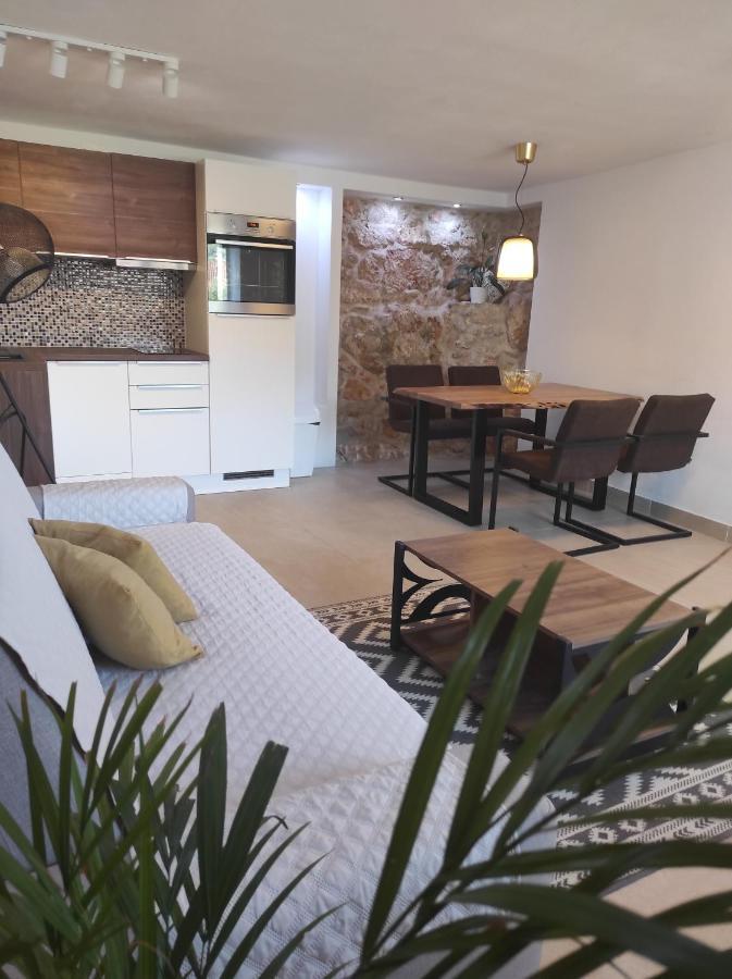 Stone House, Svirce, Hvar Eksteriør billede
