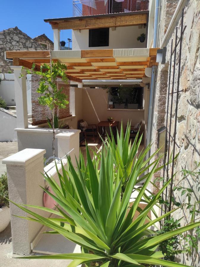 Stone House, Svirce, Hvar Eksteriør billede